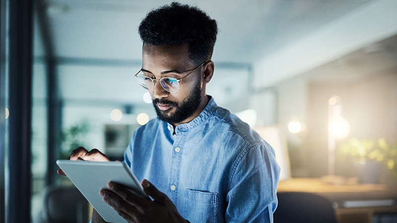 Person working on hybrid cloud